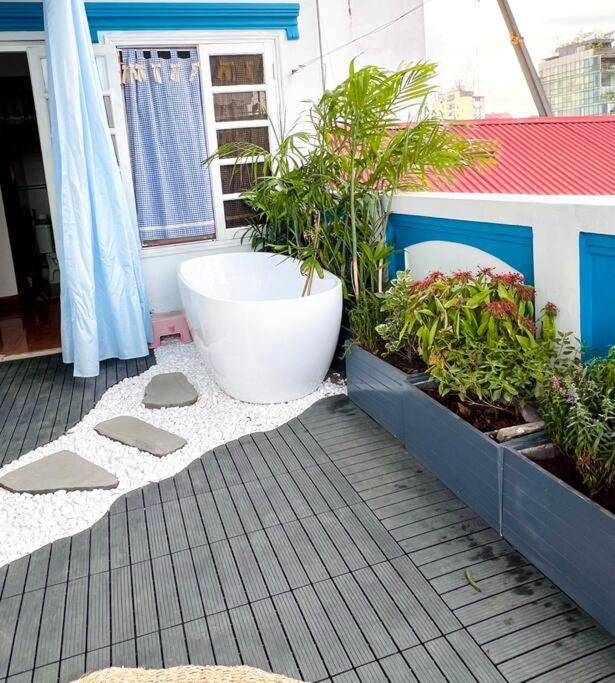 Lushstay Rooftop - Hanoi Train Station Extérieur photo